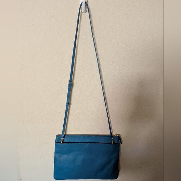 MCM Torqouise Leather Shoulder/ Crossbody Bag In Good Used Condition - Picture 4 of 9